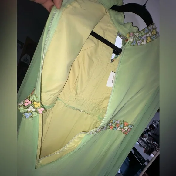 Elegant Green Embellished Handsmade Women's Vintage 70’s Dress - Picture 10 of 11